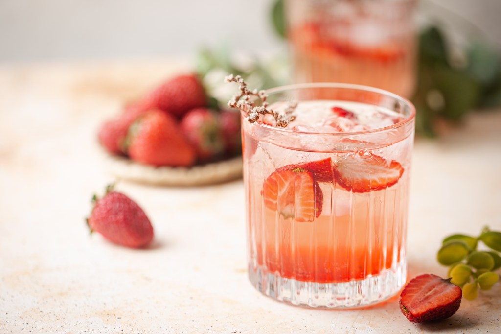 Refreshing drink with strawberry