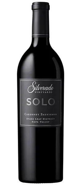 solo cabernet sauvignon 2015 stags leap district bottle shot